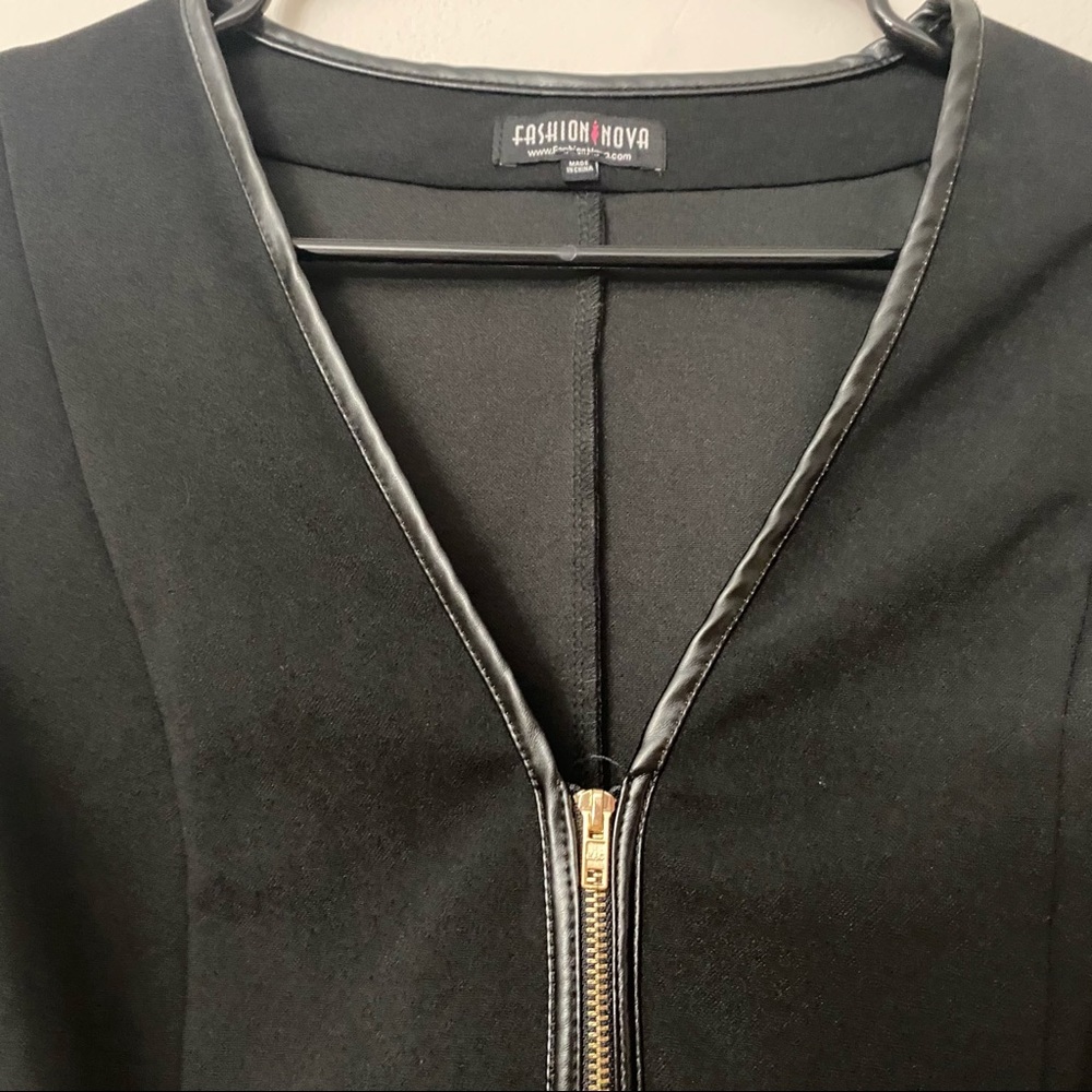 Zipped up blazer - Picture 2 of 4